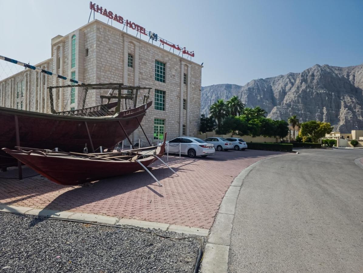فندق خصب المظهر الخارجي الصورة